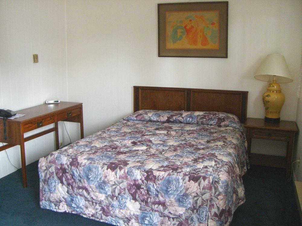 A-1 Alberni Inn Port Alberni Extérieur photo