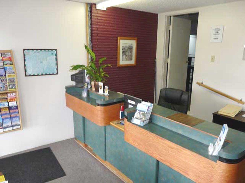 A-1 Alberni Inn Port Alberni Extérieur photo