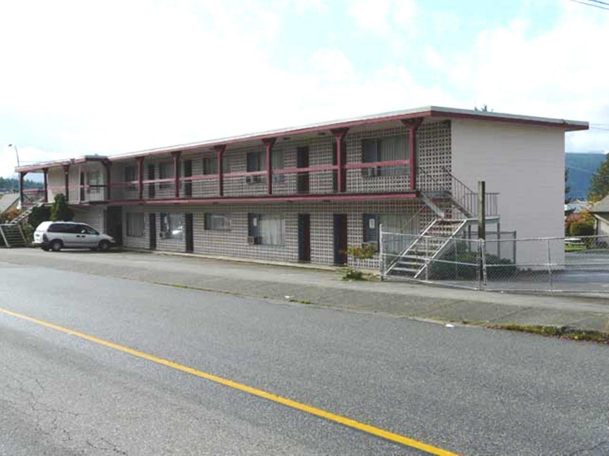 A-1 Alberni Inn Port Alberni Extérieur photo