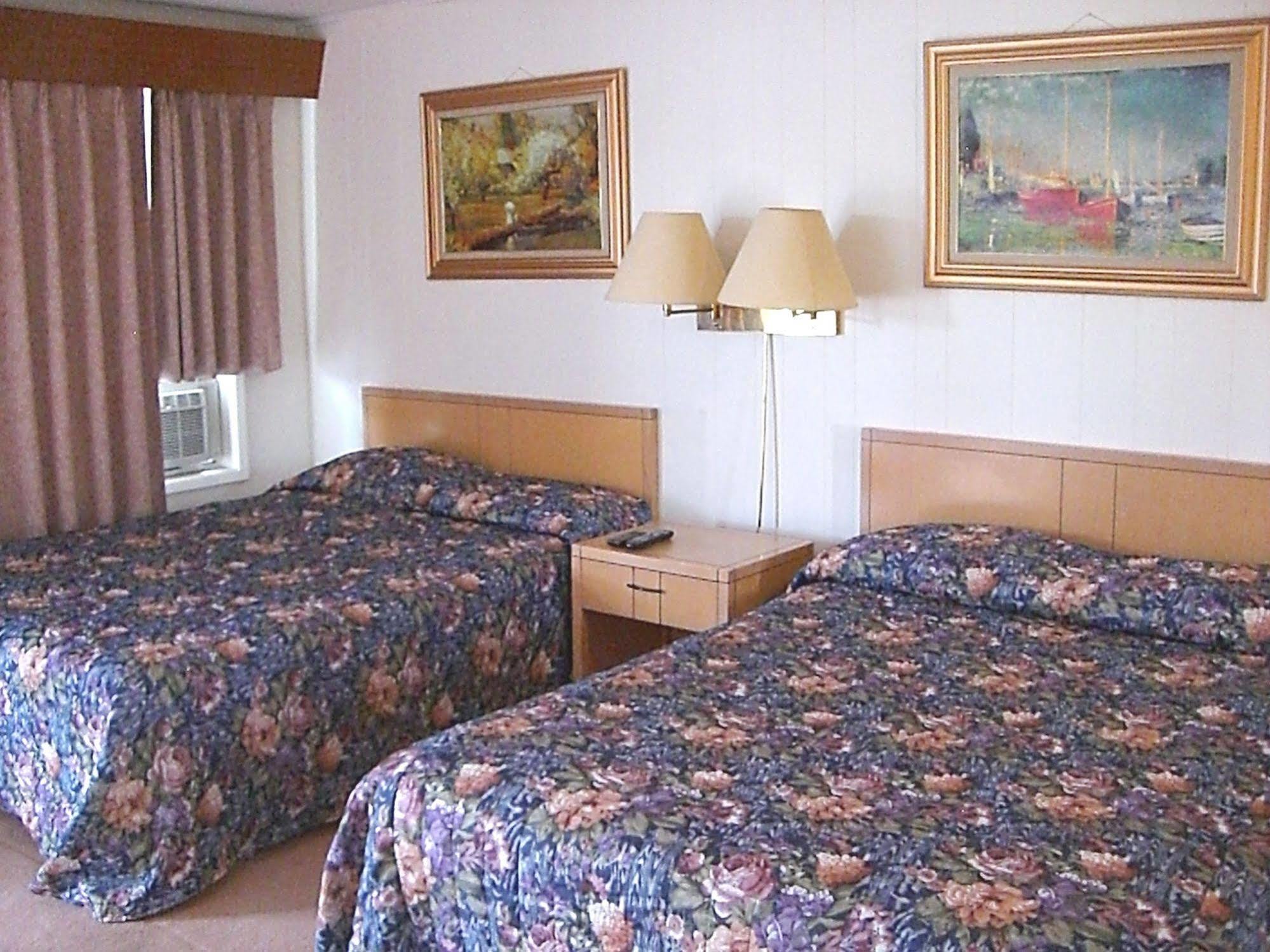 A-1 Alberni Inn Port Alberni Extérieur photo