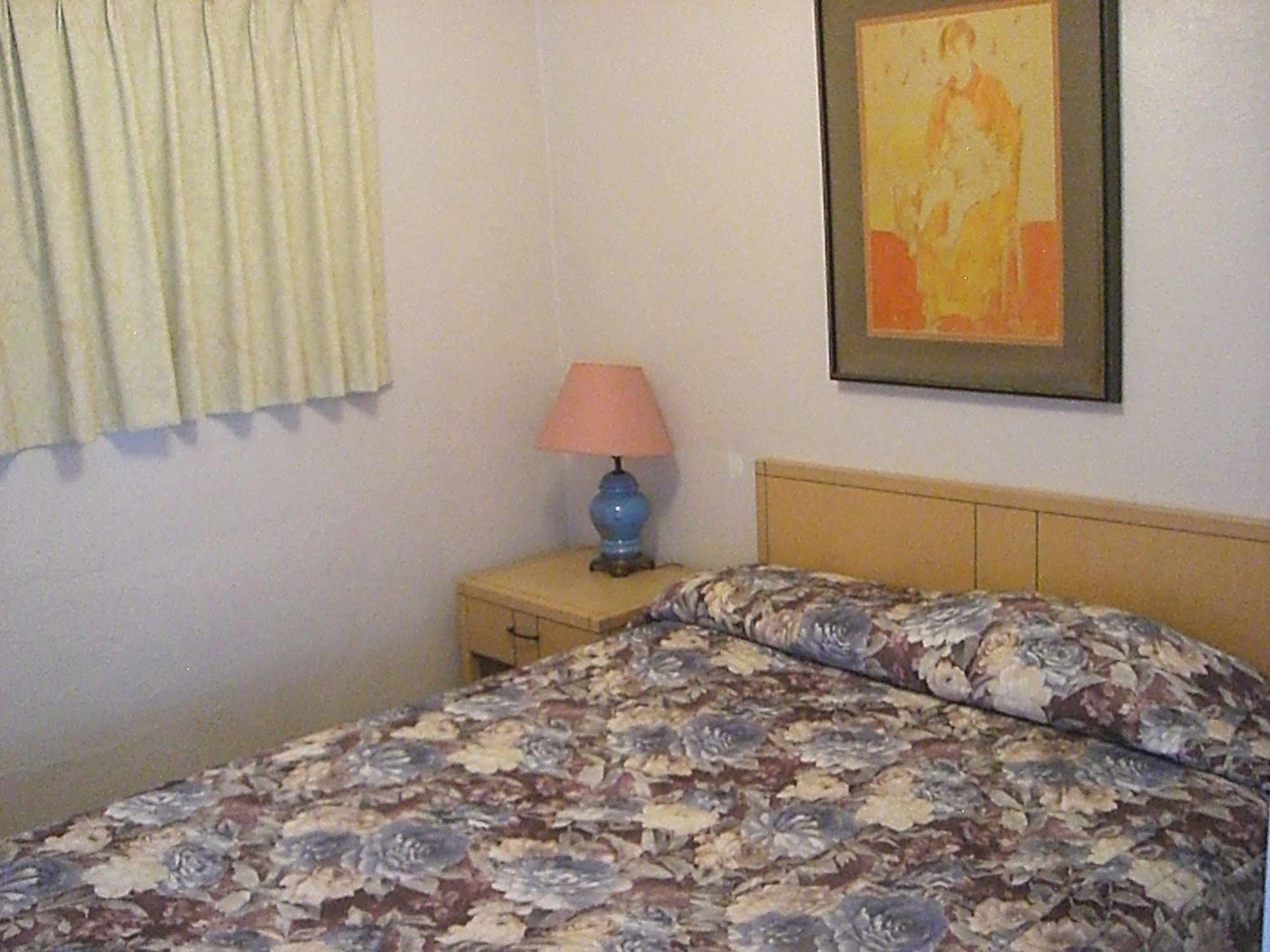 A-1 Alberni Inn Port Alberni Extérieur photo